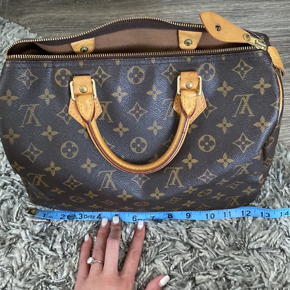 Louis Vuitton Speedy Purse - Picture 9 of 11